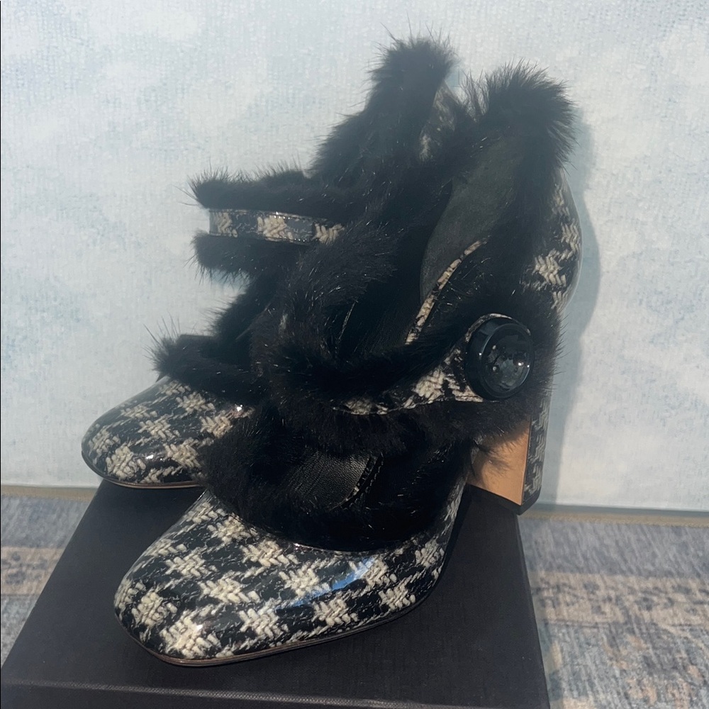 Limited Edition Dolce & Gabbana Black and White Heels with Fur and Button